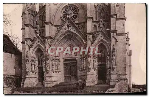 Cartes postales Chateauneuf sur Cher Grand portail de la basilique de ND des Enfants