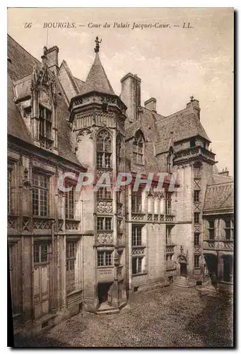 Ansichtskarte AK Bourges Cour du Palais Jacques Coeur