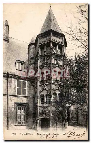 Cartes postales Bourges cour du Petit Lycee