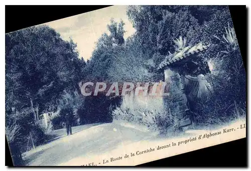 Ansichtskarte AK La route de la Corniche devant la propriete d'Alphonse Karr Saint Raphael