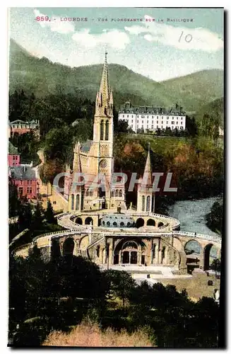Cartes postales Lourdes vue plongeante sur la Basilique