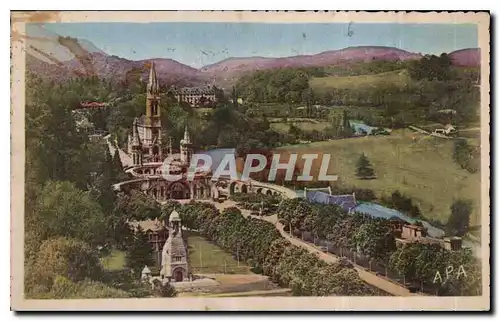 Cartes postales Lourdes H P La Basilique vue du Chateau Fort