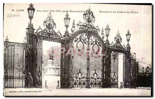 Cartes postales Lyon parc de la Tete d'Or porte monumentale monument des Enfants du Rhone