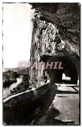 Cartes postales Defiles de Ruoms Les Tunnels