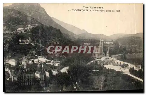 Cartes postales Les Pyrenees Lourdes La Basilique prise du Fort