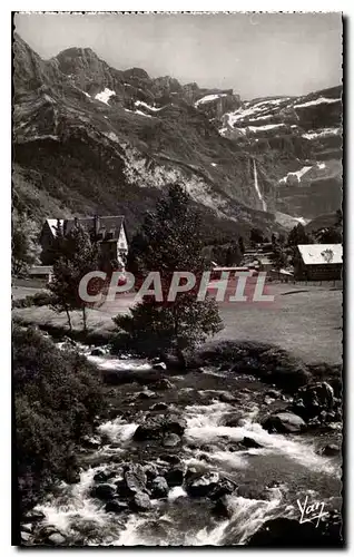 Cartes postales Gavarnie Le Gave et le cirque vus du village