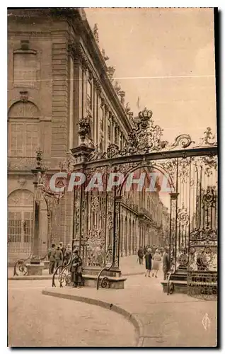 Cartes postales Nancy la Ville aux Portes d'Or l'hotel de Ville vue prise de la Rue d'Alliance