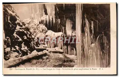 Cartes postales Environs de Beuil A M les Gorges du Cians Stalactites de Glace Surplombant la Route