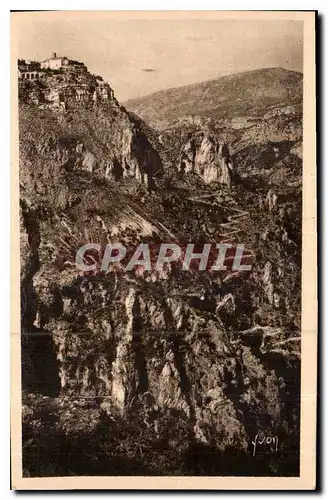 Cartes postales Cote d'Azur Gorges du Loup le Pittoresque village de Gourdon perche au sommet de la montagne