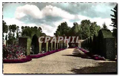 Cartes postales Bourges Cher Jardin des Pres Fichaux les arcades