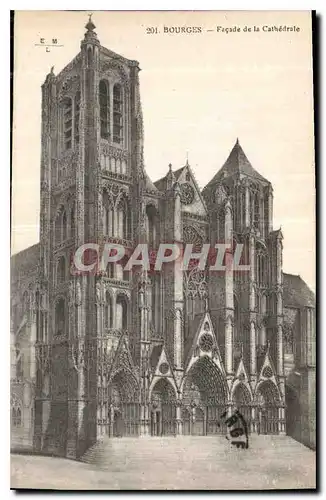 Ansichtskarte AK Bourges Facade de la Cathedrale