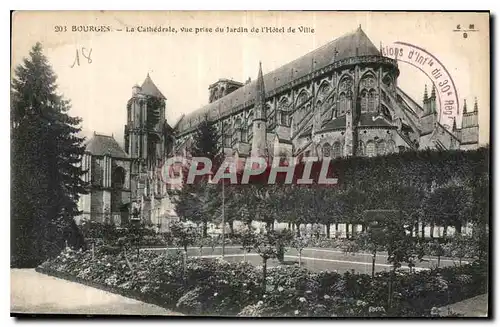 Cartes postales Bourges La Cahedrale vue prise du jardin de l'Hotel de Ville