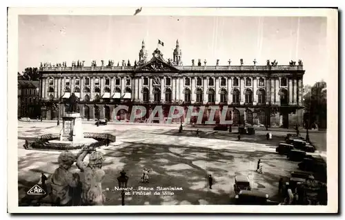 Cartes postales Nancy Place Stanislas et l'hotel de ville