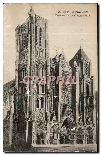 Ansichtskarte AK Bourges facade de la Cathedrale