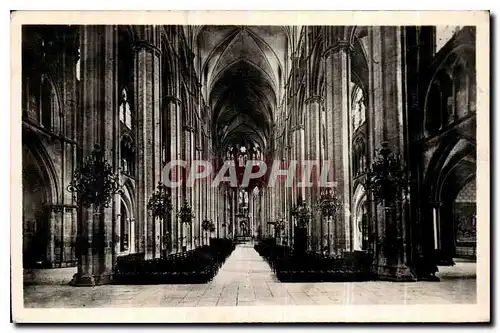 Cartes postales Bourges interieur de la Cathedrale la grande nef