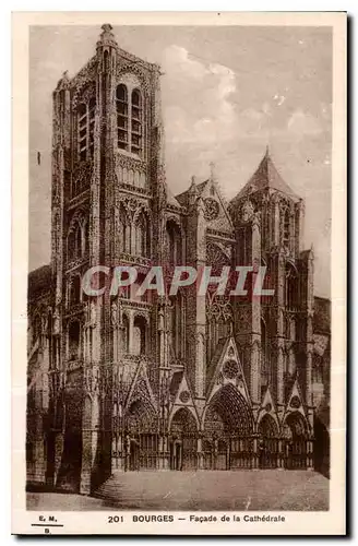 Ansichtskarte AK Bourges Facade de la Cathedrale