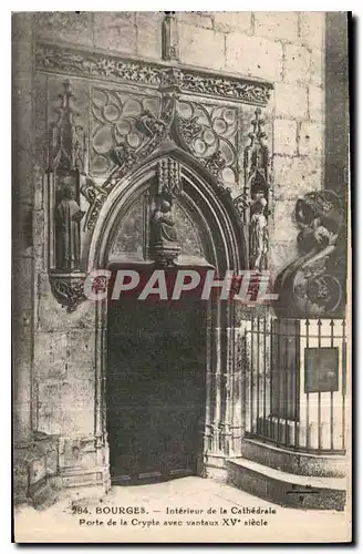 Cartes postales Bourges Interieur de la Cathedrale Porte de la Crypte avec vantaux