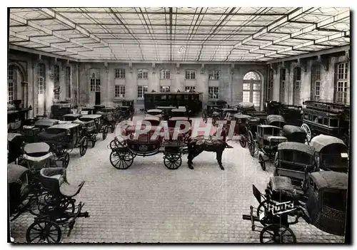 Cartes postales moderne Compiegne Musee de la Voiture La Cour