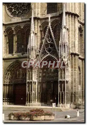 Cartes postales moderne Mantes La Jolie Yvelines Le Parvis de la Collegiale