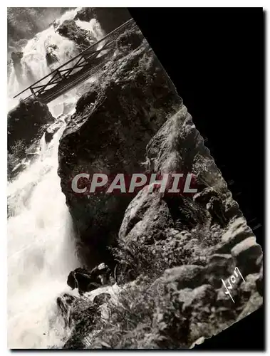 Cartes postales moderne Env de Cauterets Htes Pyrenees Cascade de Lutour