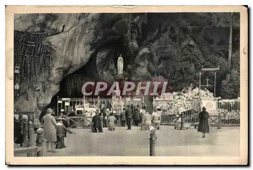 Cartes postales moderne Lourdes La Grotte