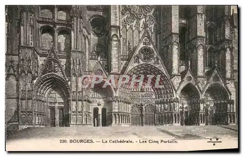 Cartes postales Bourges La Cathedrale Les Cinq Portails