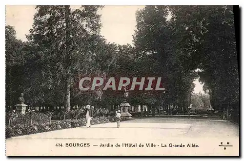 Cartes postales Bourges Jardin de l'Hotel de Ville La Grande Allee