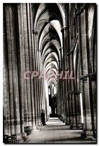 Cartes postales moderne Cathedrale St Etienne de Bourges Nef laterale Sud