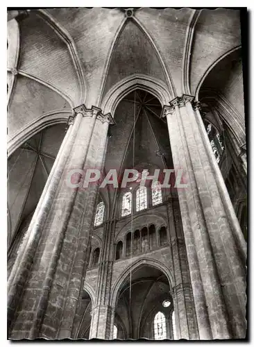 Cartes postales moderne Cathedrale St Etienne de Bourges Piliers Voutes et Vitraux