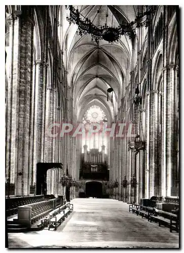 Cartes postales moderne Cathedrale St Etienne de Bourges Grance Nef vue du Choeur