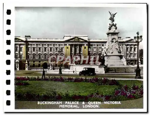 Cartes postales moderne Buckingham Palace and Queen Victoria Memorial London