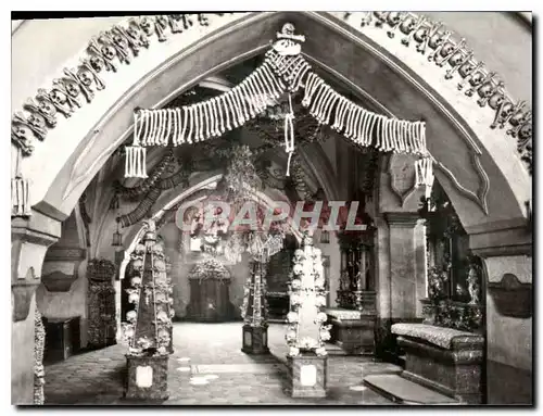 Cartes postales moderne Goticka hibitovni kaple vsech svatych v Sedlci byla postavena kolem roku 1400