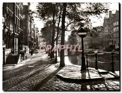 Cartes postales moderne Oud Amsterdam Voorburgwal