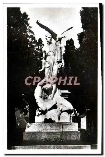 Cartes postales moderne Milano Cimitero Monumentale Monument aux Fascistes Tombes pour la Partie