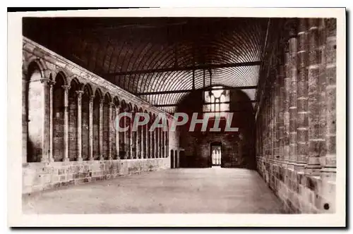 Cartes postales moderne Mont St Michel le refectoire