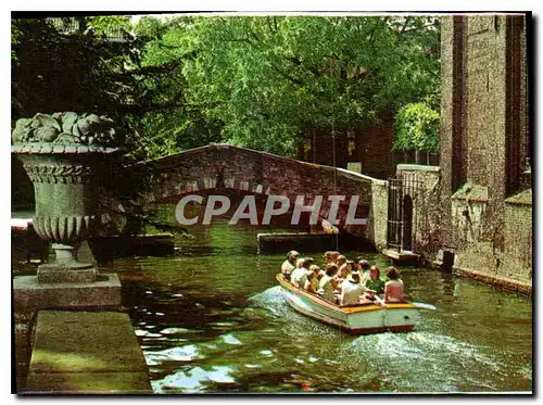 Cartes postales moderne Brugge Jardin Arents Pont Saint Boniface