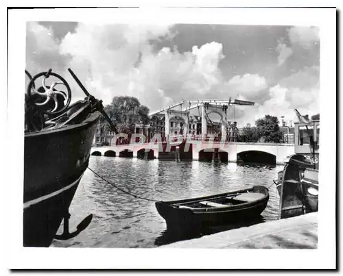 Cartes postales moderne Amsterdam Amstel avec le Pont Maigre