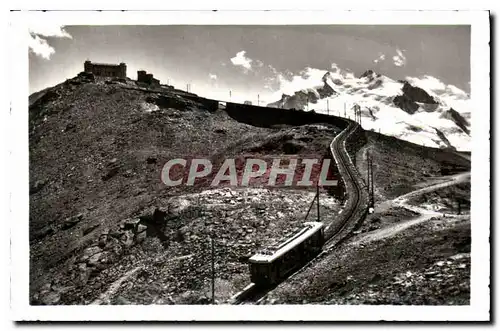 Cartes postales moderne Zermatt Gornergratbahn mit Station Kulm Hotel Gornergrat Monte Rosa