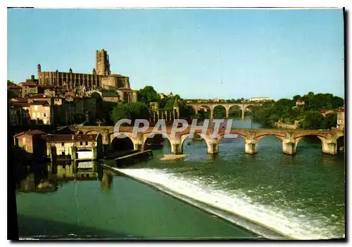 Cartes postales moderne Albi Tarn vue sur le Tarn et la Basilique Ste Cecile XIII S et le Pont Vieux XI S