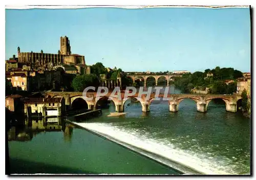 Cartes postales moderne Albi Tarn vue sur le Tarn et la Basilique Ste Cecile XIII S et le Pont Vieux Xi S