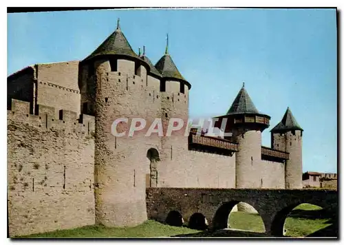 Cartes postales moderne Cite Medievale Cite de Carcassonne Aude Entree du Chateau et los Remparts