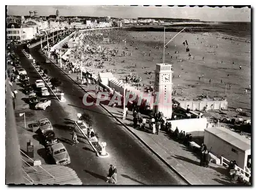 Cartes postales moderne Les Sables d'Olonne Vendee la Plage et le Remblai