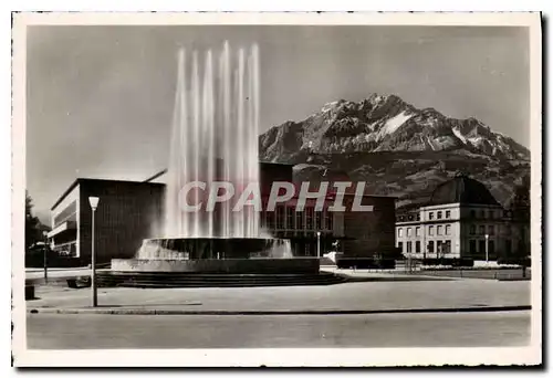 Cartes postales moderne Lucerne Art Gallery and Congress hall with Wagenbach Fountain