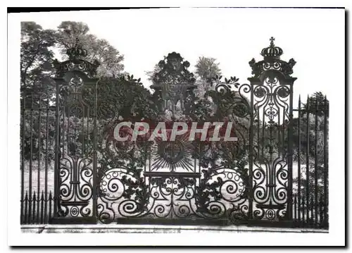 Moderne Karte Hampton Court Palace Wrought iron panel by Jean Tijou