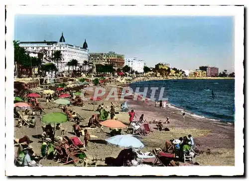 Cartes postales moderne Cannes la plage la Croisette et les grands Hotels