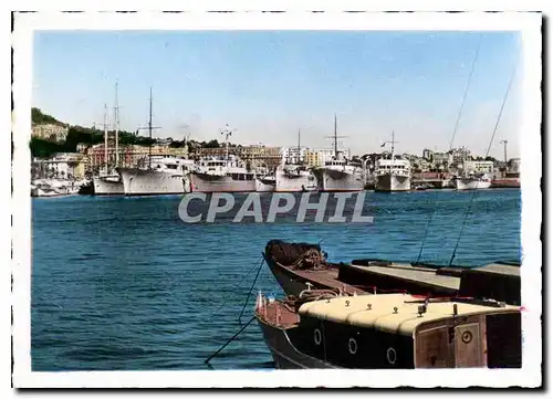 Cartes postales moderne Cannes Le Port et les yachts