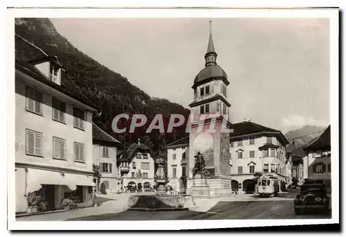 Cartes postales moderne Altdorf Dorfplatz mit Telldenkmal