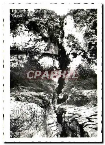 Cartes postales moderne Les Gorges du Fier L'Entree