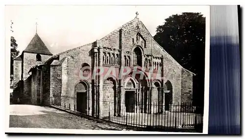 Cartes postales Ruffec Facade de l'Eglise