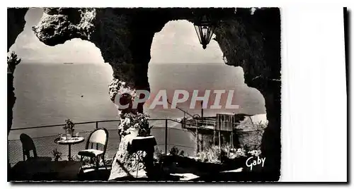Cartes postales Meschers Ch Mme grottes des Fontaines